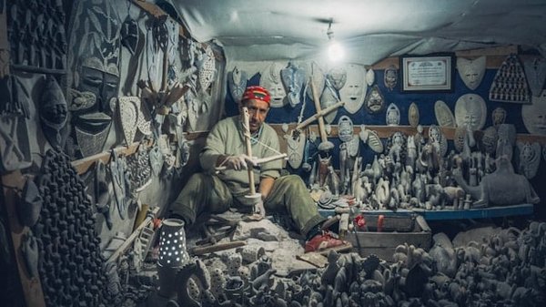 Où apprendre les techniques traditionnelles de tissage chez les tribus berbères du Maroc ?